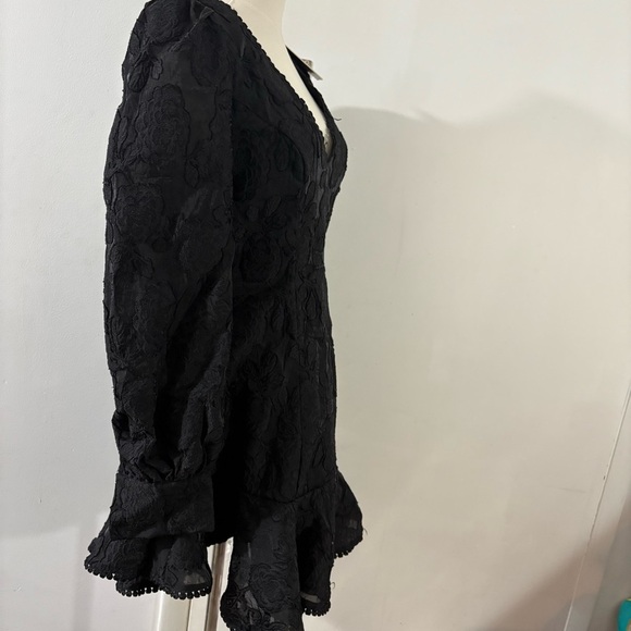 NWT Saints And Secrets Black Long Sleeve Dress V-Neck Open Back Sz L Ruffle Hem - Picture 7 of 16
